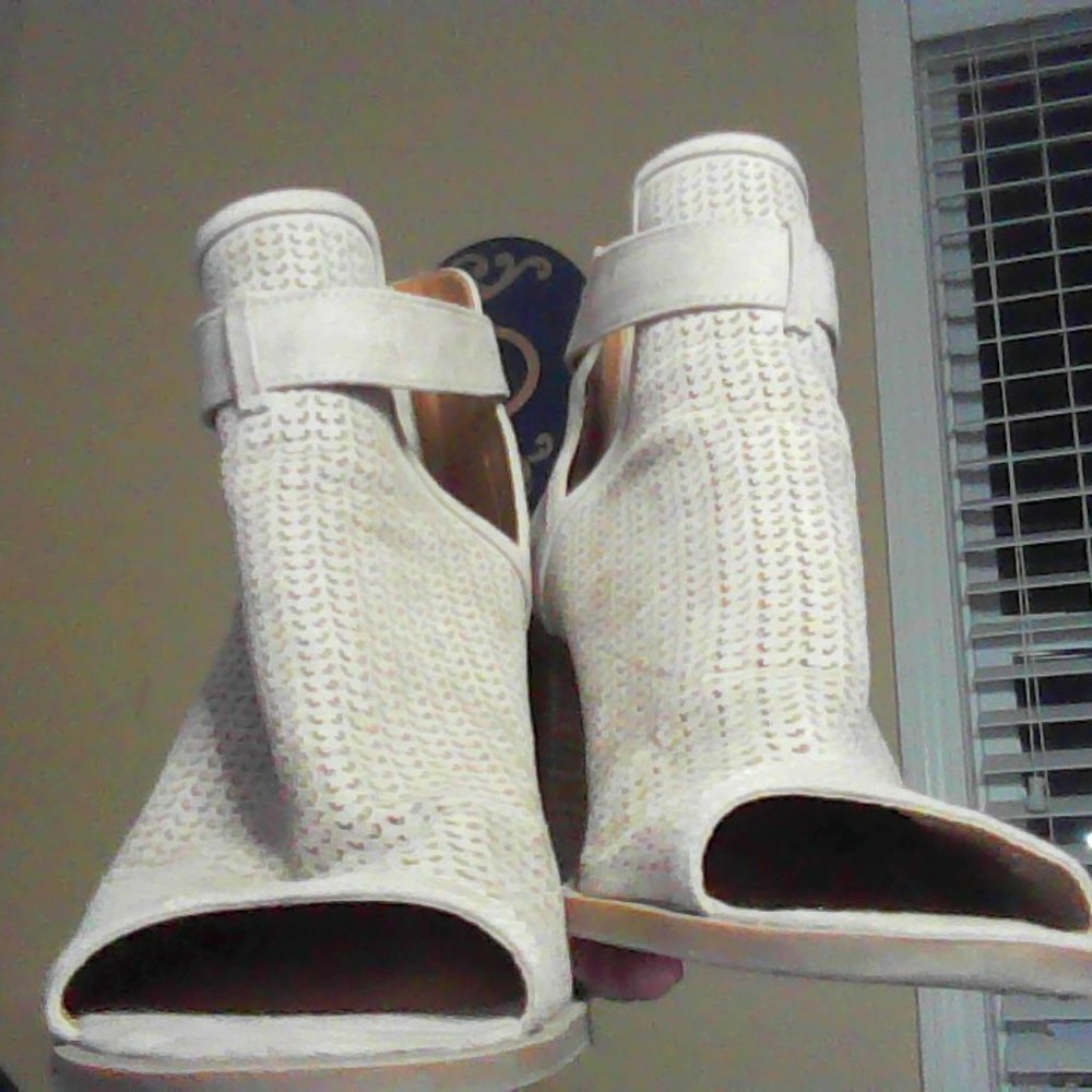 Booties - Picture 5 of 8